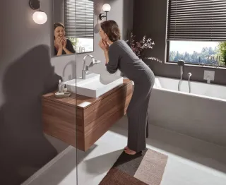 Смеситель для раковины Hansgrohe Vivenis 75030000 хром